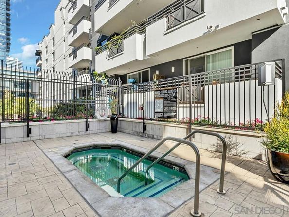 525 11th Avenue 1122, San Diego CA 92101