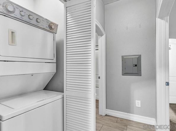 525 11th Avenue 1122, San Diego CA 92101