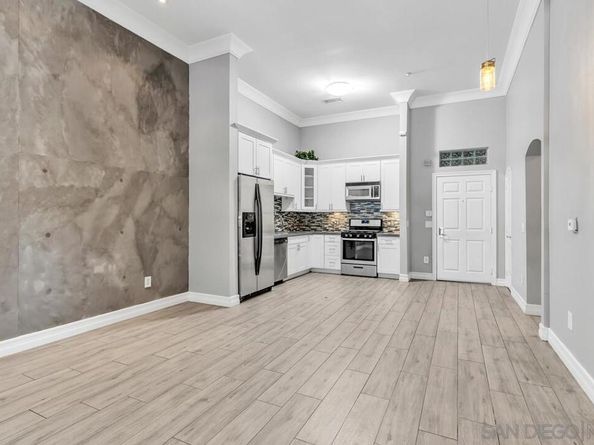 525 11th Avenue 1122, San Diego CA 92101
