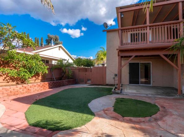 10858 Buggywhip Dr, Spring Valley CA 91978