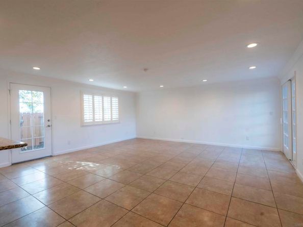 10858 Buggywhip Dr, Spring Valley CA 91978