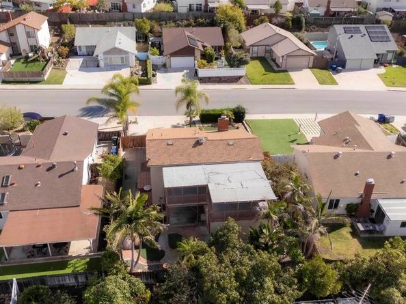 10858 Buggywhip Dr, Spring Valley CA 91978