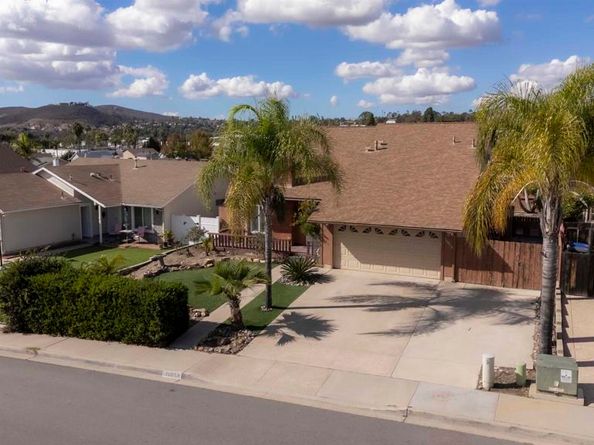 10858 Buggywhip Dr, Spring Valley CA 91978
