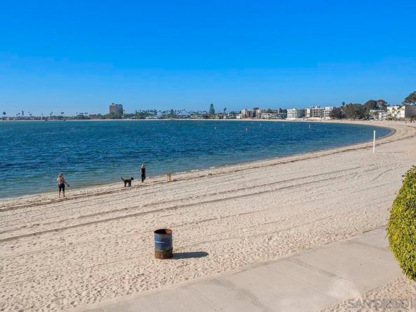 3828 Riviera Dr 2B, San Diego CA 92109