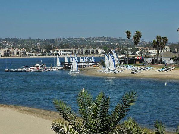 3828 Riviera Dr 2B, San Diego CA 92109