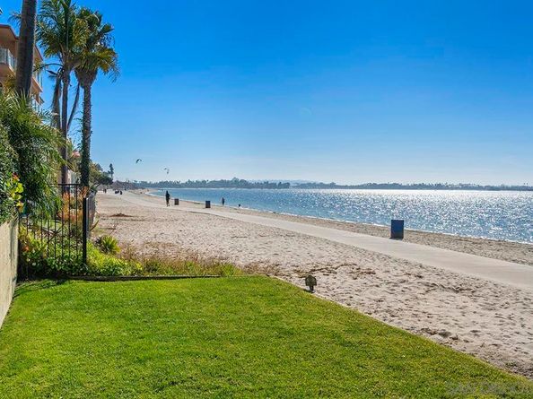 3828 Riviera Dr 2B, San Diego CA 92109