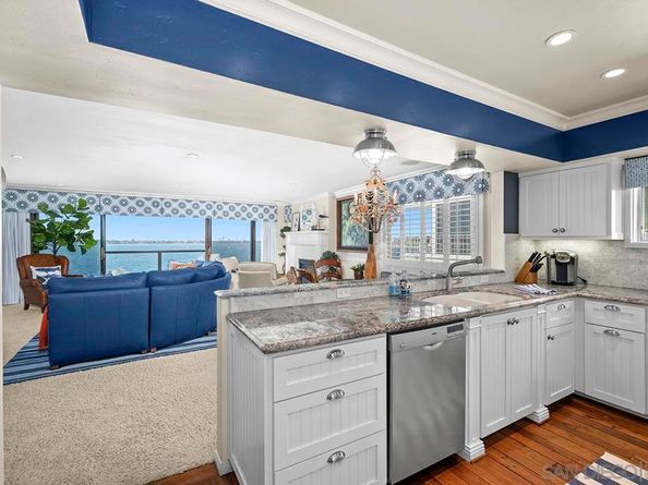 3828 Riviera Dr 2B, San Diego CA 92109