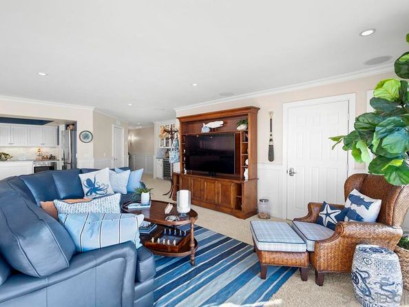 3828 Riviera Dr 2B, San Diego CA 92109