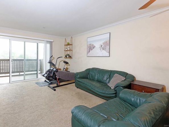 7509 Draper 306, La Jolla CA 92037