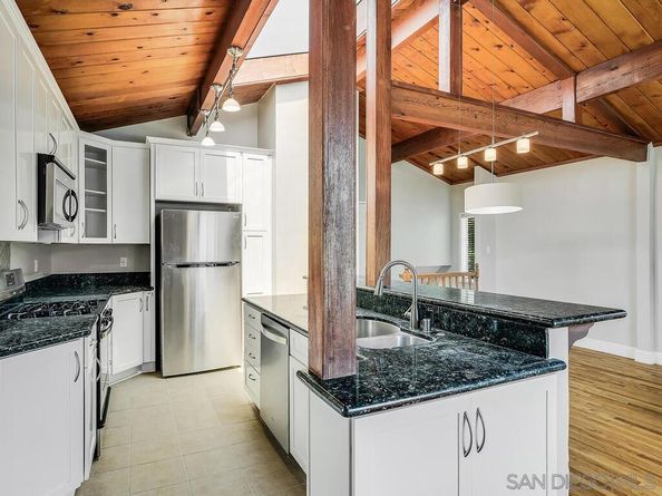 3614 Wawona Dr, San Diego CA 92106