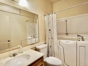 7390 Mission Trails Dr 95, Santee CA 92071