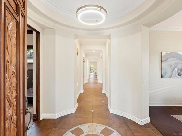 7424 La Mantanza, San Diego CA 92127