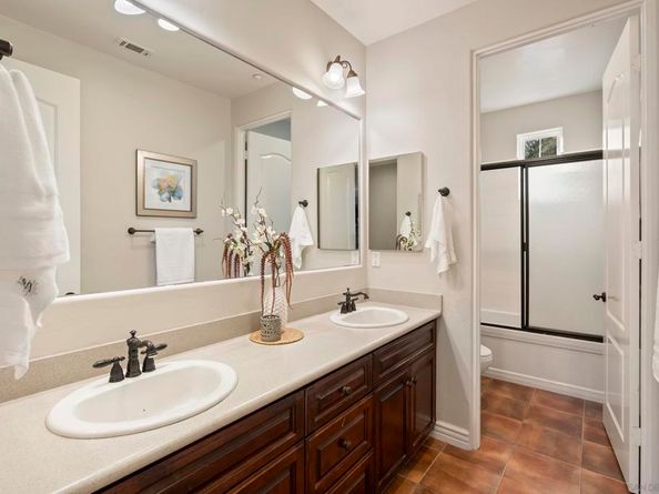 7424 La Mantanza, San Diego CA 92127