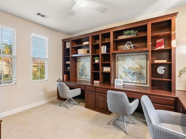 7424 La Mantanza, San Diego CA 92127