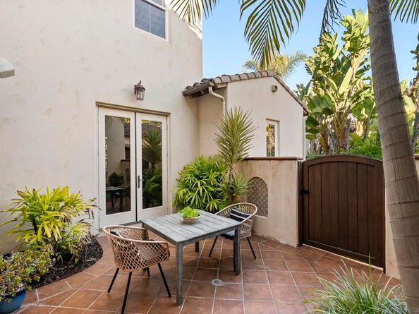 7424 La Mantanza, San Diego CA 92127