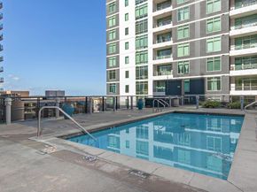 425 W Beech St 327, San Diego CA 92101