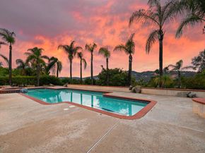 594 Allenwood Ln, Escondido CA 92029