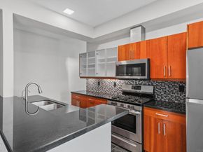 991 Sigsbee St, San Diego CA 92113