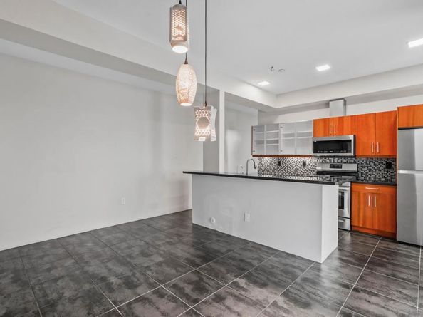 991 Sigsbee St, San Diego CA 92113