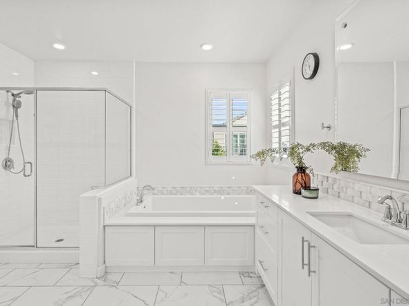 3012 Starry Night Dr, Escondido CA 92029