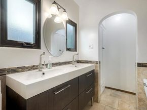 2858 E St, San Diego CA 92102