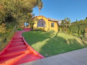 2858 E St, San Diego CA 92102