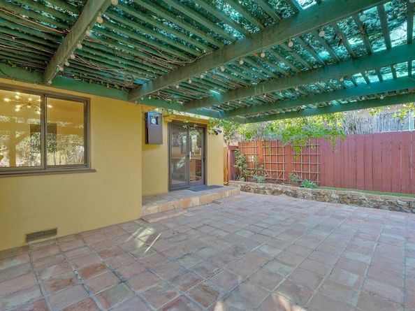 2858 E St, San Diego CA 92102