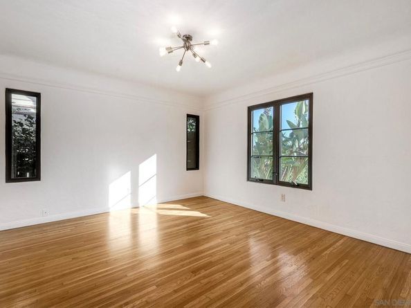 2858 E St, San Diego CA 92102