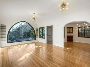 2858 E St, San Diego CA 92102