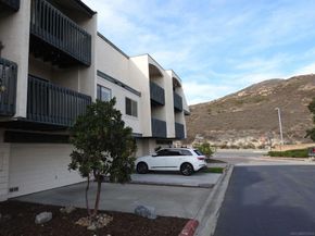 6990 Caminito Perico, San Diego CA 92119