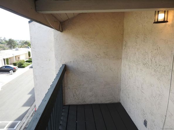 6990 Caminito Perico, San Diego CA 92119