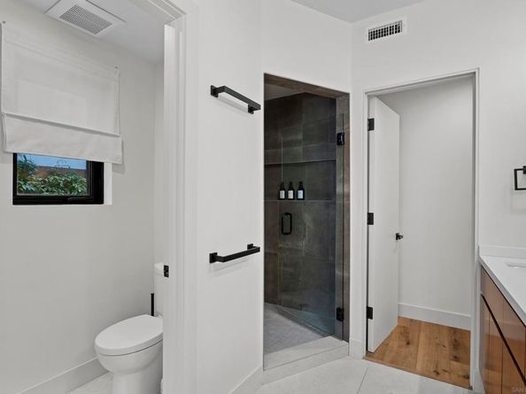 806 N Cleveland St Unit 1, Oceanside CA 92054