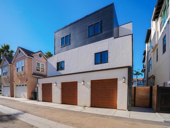 806 N Cleveland St Unit 1, Oceanside CA 92054