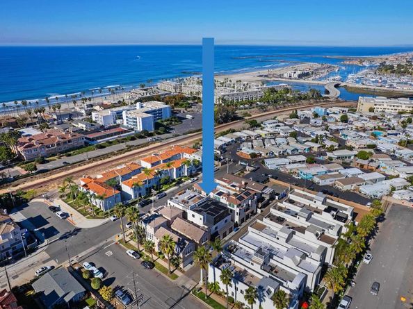 806 N Cleveland St Unit 1, Oceanside CA 92054