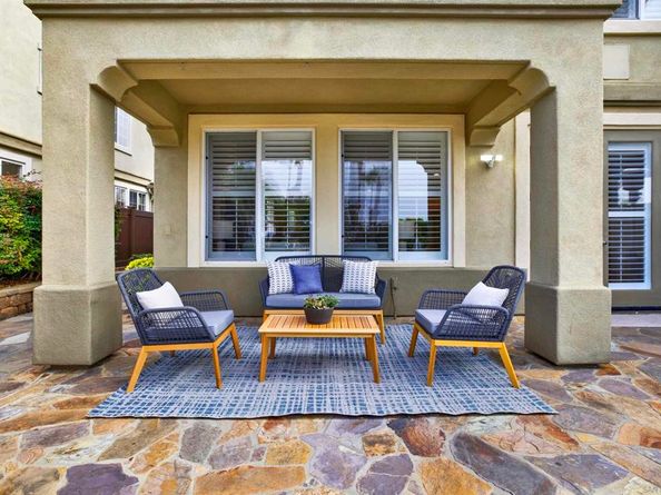 7435 Neptune Dr, Carlsbad CA 92011