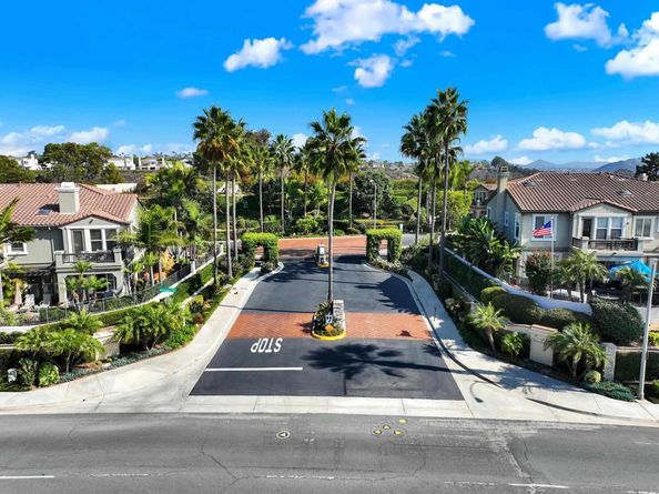 7435 Neptune Dr, Carlsbad CA 92011