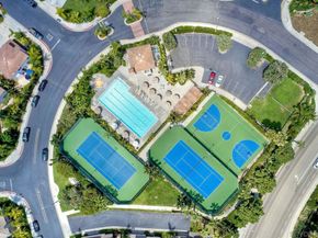 7435 Neptune Dr, Carlsbad CA 92011