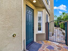 7435 Neptune Dr, Carlsbad CA 92011