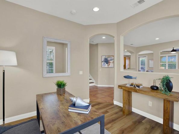 7435 Neptune Dr, Carlsbad CA 92011