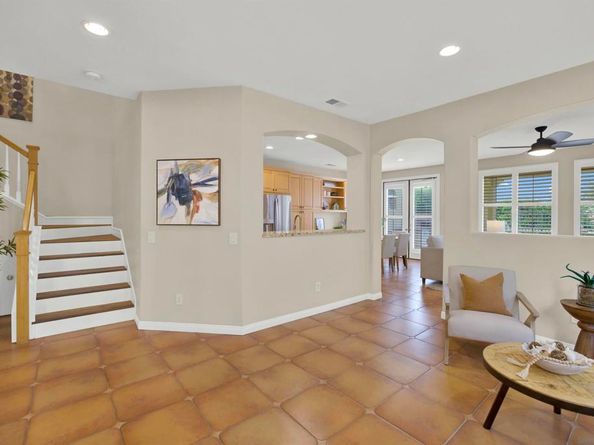 7435 Neptune Dr, Carlsbad CA 92011