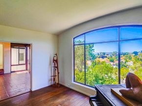 2854 Albatross Street, San Diego CA 92103