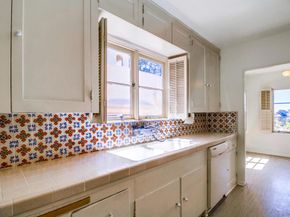 2854 Albatross Street, San Diego CA 92103