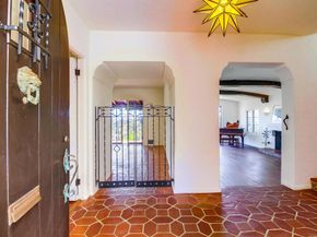 2854 Albatross Street, San Diego CA 92103