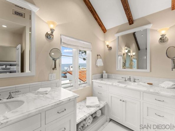 7725 Whitefield Pl, La Jolla CA 92037