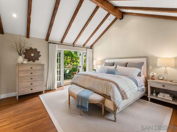 7725 Whitefield Pl, La Jolla CA 92037