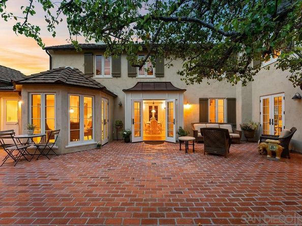 7725 Whitefield Pl, La Jolla CA 92037