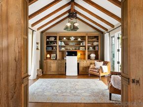 7725 Whitefield Pl, La Jolla CA 92037