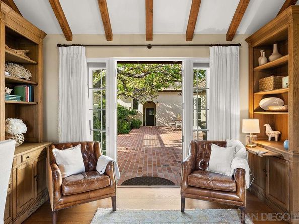 7725 Whitefield Pl, La Jolla CA 92037