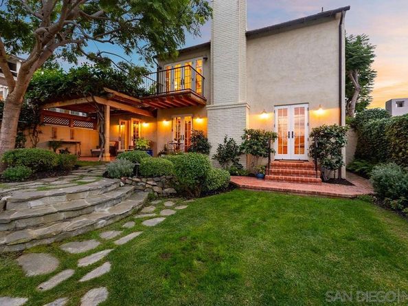 7725 Whitefield Pl, La Jolla CA 92037