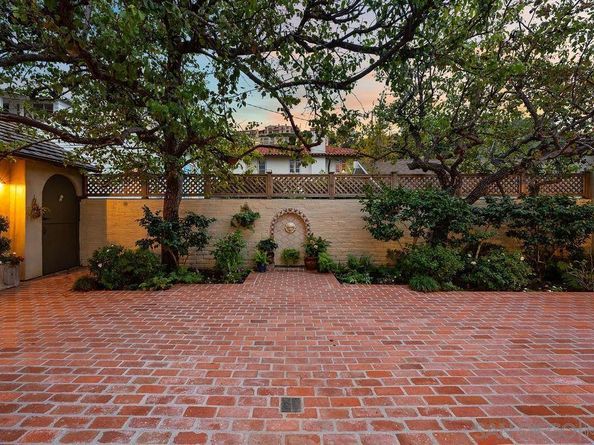 7725 Whitefield Pl, La Jolla CA 92037